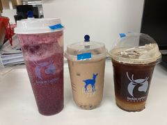 黑金气泡美式-瑞幸咖啡(艺树家工场店)