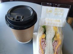 -首都图书馆-咖啡厅