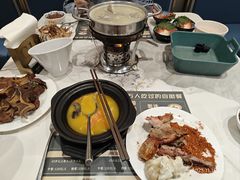 -金马门国际美食百汇(珞喻路店)