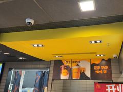 -麦当劳(卫星广场店)