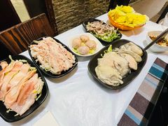 -鲜入围煮花胶鸡海鲜火锅