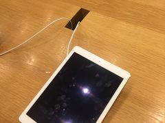 -Apple零售店(华贸购物中心店)
