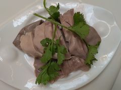 -上海怡沁园度假酒店