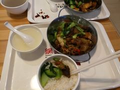 麻辣牛肉香锅-网易食堂