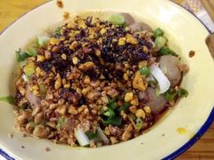 -拈签一笑黄牛肉辣卤串串