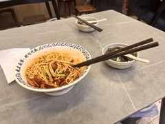 -梅溪·小伙子干挑面(安吉总店)