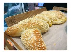 -奈雪的茶(亨特国际广场店)