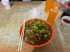 -玲玲米粉·新疆现炒米粉(大十字总店)