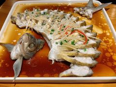 清蒸武昌鱼-莲餐厅·湖北菜·藕汤是头牌(愚园路店)