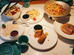 -荷塘秋月·本帮江浙菜(国权路店)