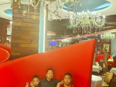 -四海一家自助餐(益田假日广场店)