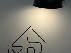 -彳亍咖啡·这里(水湾路店)