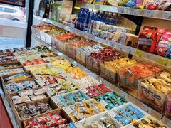 -来伊份(燕山路二店)