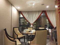 包厢-有红鸡毛店·川菜(建设路店)