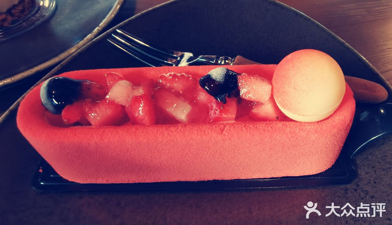 第一次探店献给了咖法森林！