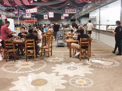 大堂-三千坪超级火锅市场·土灶牛肉火锅