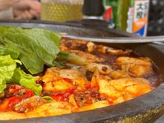 麻辣石锅鱼-都江堰石锅鱼