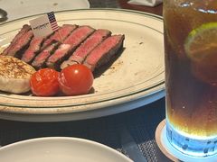 -MONICH牛排融合餐厅(和义大道购物中心店)