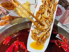 -鼎伙伙火锅串串·10年品牌传承(白象居总店)