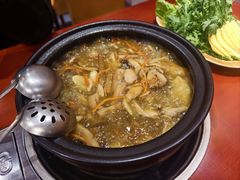 -菌之家·专业纯野生菌火锅·特色炒菌