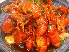 -肥肥虾庄·金牌油焖大虾(杨园滨江时代walk店)