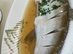 -七的湖·晚芳亭·阳澄湖农家菜·大闸蟹(莲花岛店)