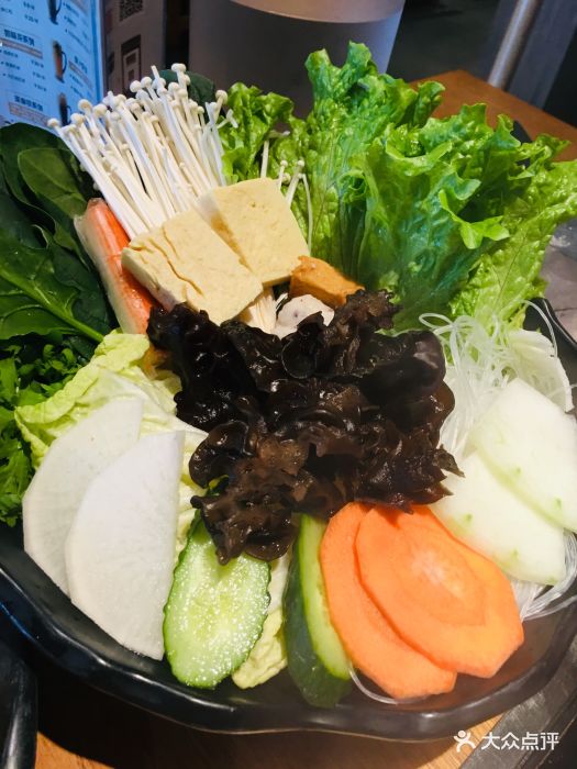 呷哺呷哺(阳光新业东丽店)经典蔬菜拼盘图片