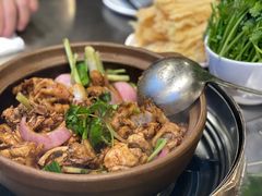 -胡须佬鸡煲四季火锅店(石厦西村直营店)