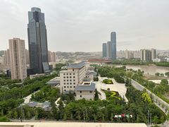 -兰州皇冠假日酒店