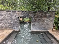 -七彩云南古滇温泉山庄