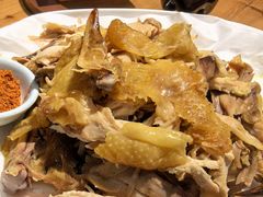 -头上红煨盐鸡·非遗院子餐厅