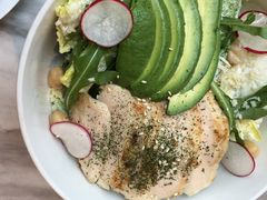 牛油果鸡肉沙拉-农畉LONFOOD(福田星河COCOPark店)