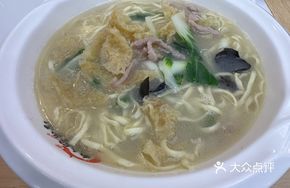 Pig Skin and Pork Noodles