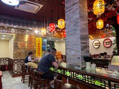 大堂-金杨拉面王小吃面馆·牛三宝面·红烧牛肉粉