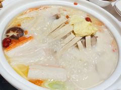 -三人行骨头王火锅(长寿店)