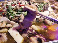激情椒麻鱼-巴特餐饮6加1音乐餐吧·新疆菜