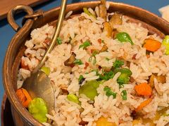 铜锅牛肝菌焖饭-一坐一忘云南菜(嘉里中心店)