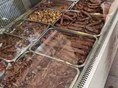 -张鸭子重庆特产卤味小吃(未来国际店)