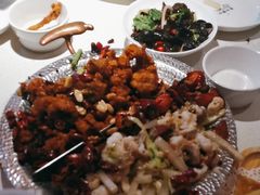 -小鱼小牛·鱼牛干锅·脆鱼火锅(世欧广场店)