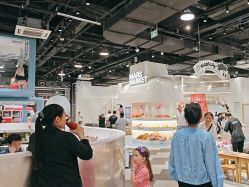 -MINI MARS KIDS CLUB亲子家庭中心(长宁天山店)
