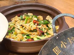 -费大厨辣椒炒肉(万家丽一店)
