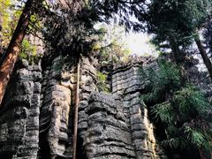 -梭布垭石林景区