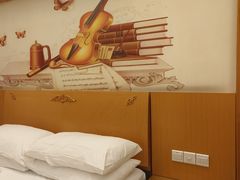 -维也纳酒店(广州南站汉溪长隆地铁站景区店)