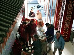 等位区-孟家蟹包(锦绣街店)