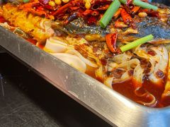-鸣记脆皮烤鱼(铁西店)