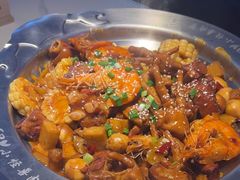 -徐记小怪兽肉蟹煲(中央大街店)