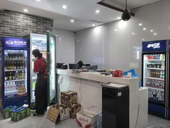 -凤凰路何眼镜香辣蟹(花果园店)