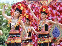 -七彩云南欢乐世界