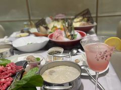 -红鼎豆捞·专注品质海鲜20年(宝丰路店)