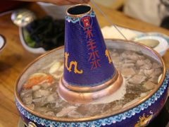 -毛辣果·贵州红酸汤牛肉火锅(西单店)